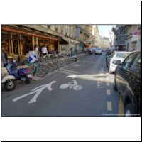 Shared Space Paris Rue de la Victoire 02.jpg